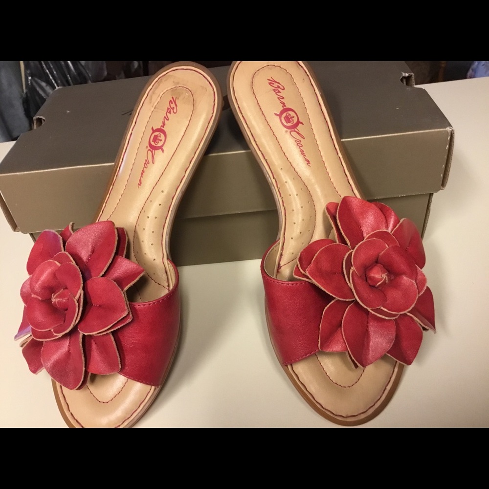 Born Red Flower Sandals